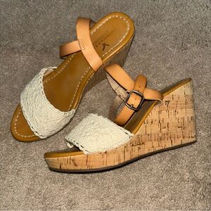 EUC American Eagle Wedges, Size 9